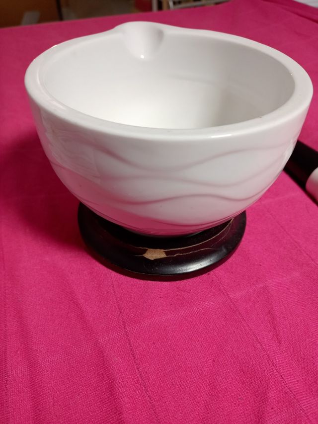 Juego de Porcelana fina salero y mortero