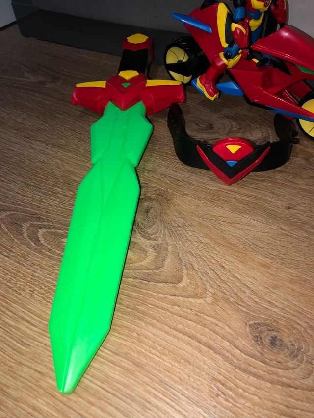 Conjunto de muñeco con complementos