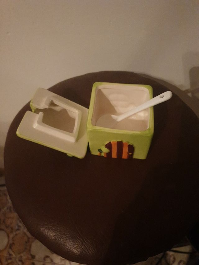 Zuccheriera a casetta