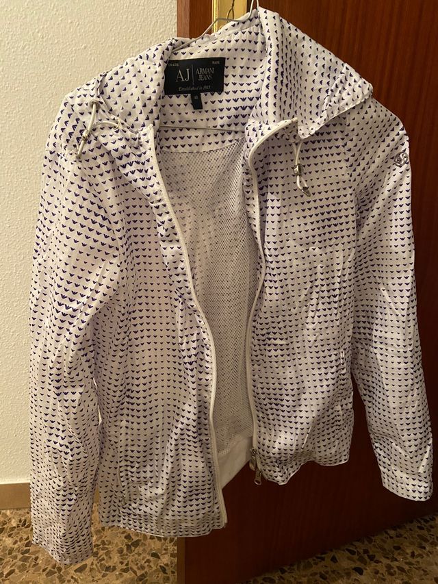 Chubasquero Armani jeans