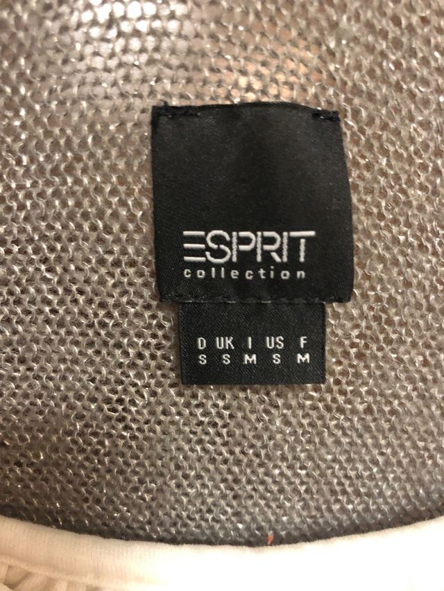 Chaleco de punto plateado