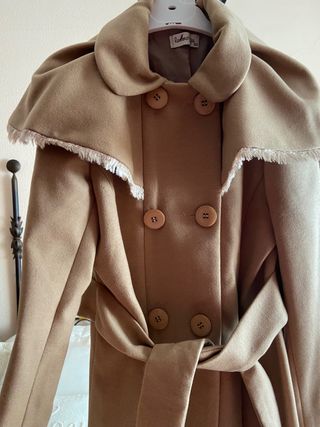 ABRIGO Marca La Ormiga - Talla 10 de segunda mano por 35 EUR en Camarma de  Esteruelas en WALLAPOP