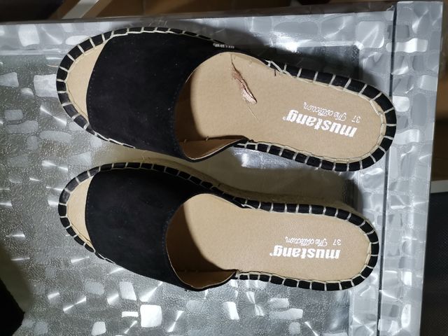 Cuñas munstand negras 