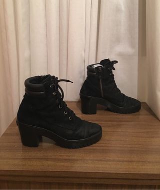 DONNA KARAN - botines tacon 39 de segunda mano por 25 EUR en Barcelona en  WALLAPOP