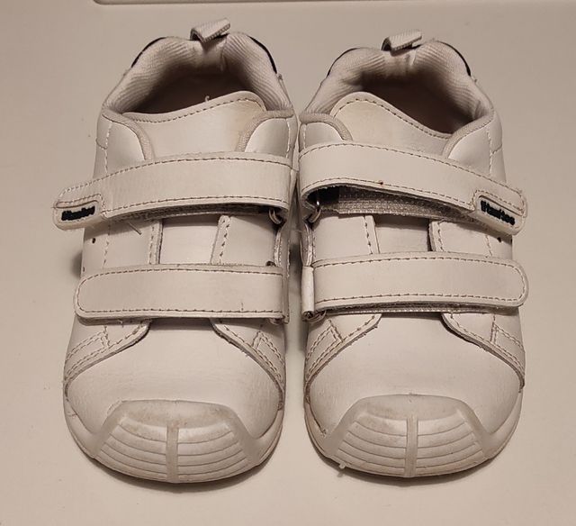 Zapatillas deportivas piel titanitos n 23