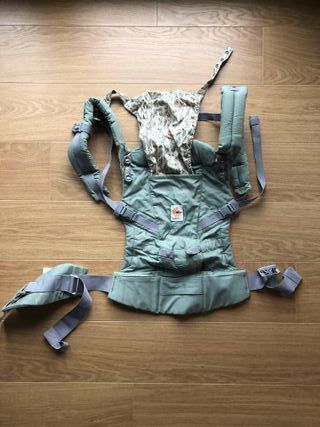 Porteador de bebes Ergobaby de segunda mano por 59 EUR en Bilbao en WALLAPOP