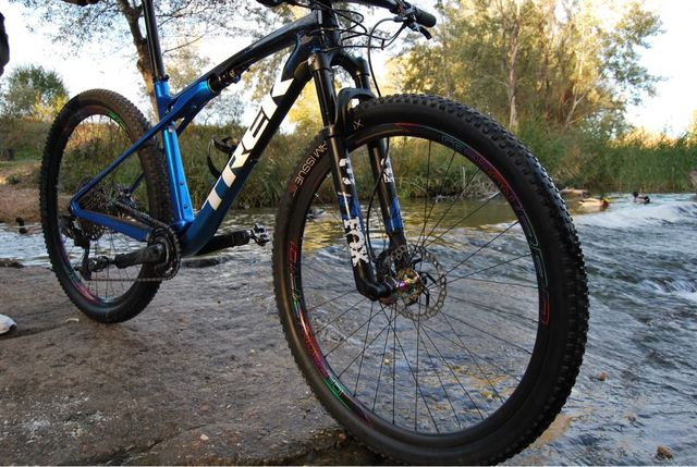 Pegatinas trek, horquilla Fox, llantas vinilos