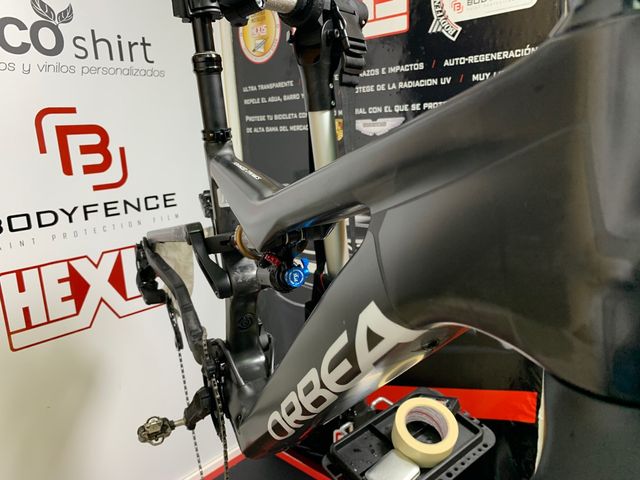 Protege y personaliza tu orbea Rise