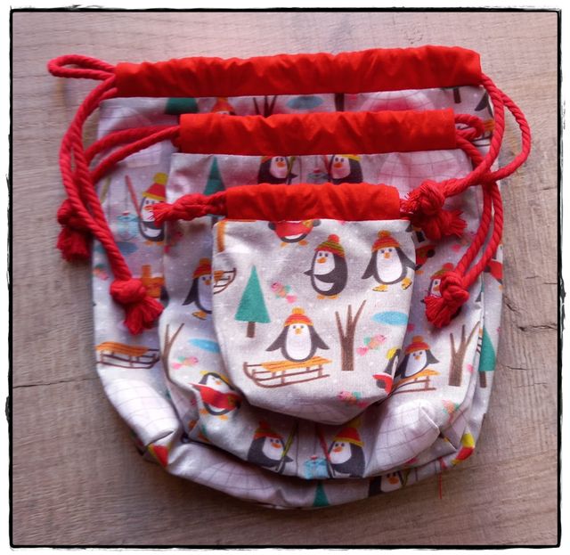 LOTE 3 BOLSAS REGALO NAVIDAD PINGUINOS CORDÓN