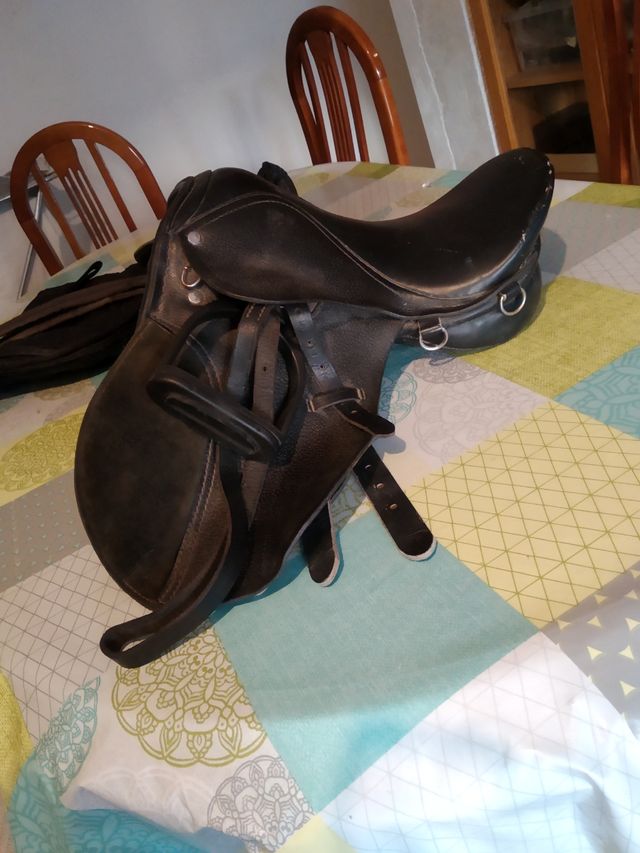 silla de montar pequeña para niños