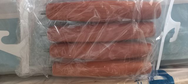 Colchón de 105x190 y base tapizada con patas