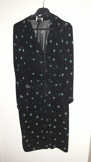 Vestido Bimba y Lola negro con estrellas de segunda mano por 40 EUR en  Zaragoza en WALLAPOP