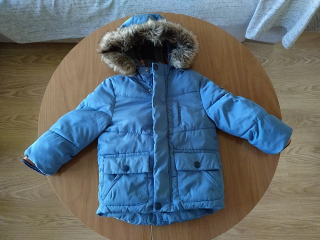 Abrigo bebé muy cálido. Talla 86