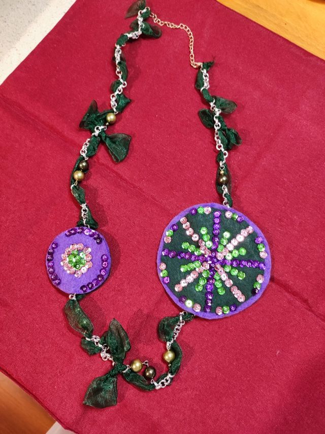 collana fatta a mano