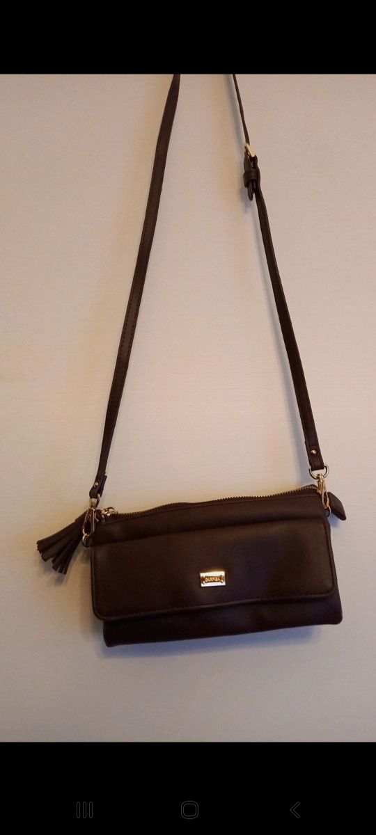 Borsa tracolla color melanzana bordeaux