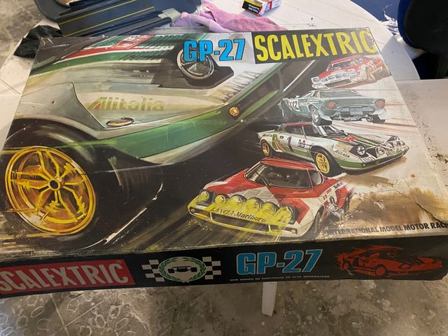 SCALEXTRIC GP 27