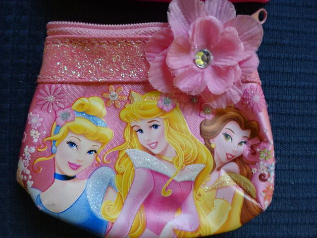 4 monederos infantiles