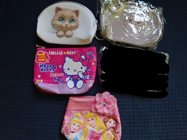 4 monederos infantiles