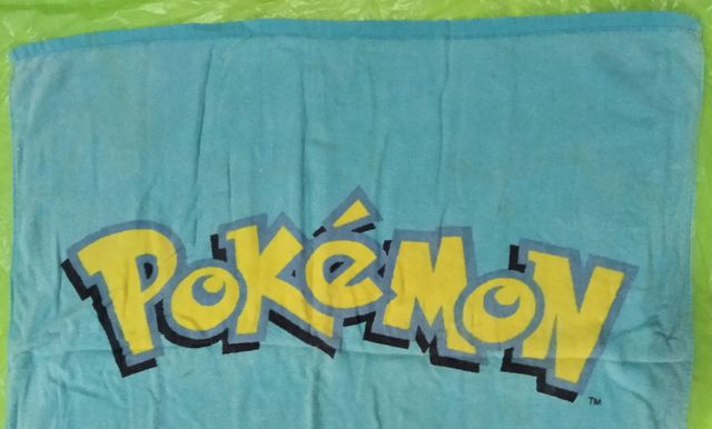 POKEMON TOALLA NUEVA DEL AÑO 1999