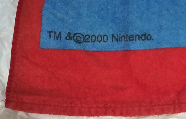 POKEMON TOALLA NUEVA DEL AÑO 2000