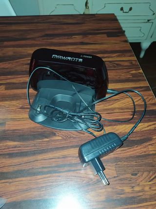 BASE DE CARGA ROBOT ASPIRADOR ROWENTA de segunda mano por 25 EUR en Córdoba  en WALLAPOP