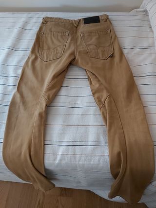 Pantalones Vaqueros Jack and Jones 3D de segunda mano por 15 EUR en  Valladolid en WALLAPOP