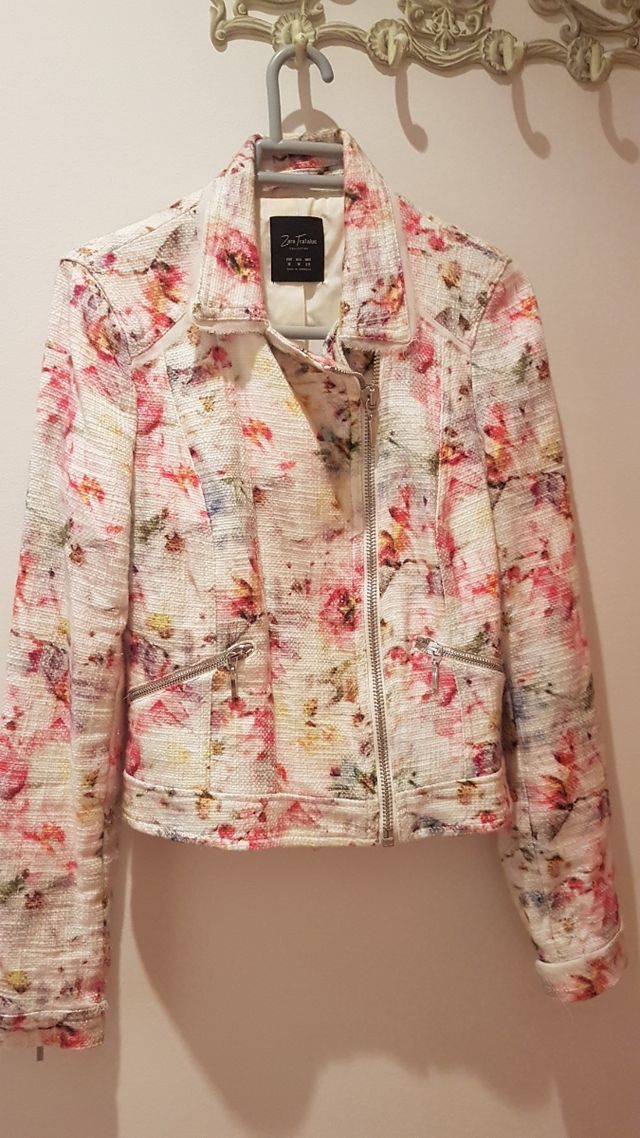 Chaqueta estampada Zara