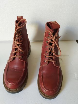Botas rojas CAMPER piel de segunda mano por 20 EUR en Santa Cruz de  Tenerife en WALLAPOP