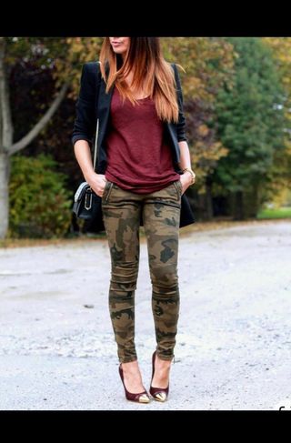 Pantalones camuflaje de Pantalones para Hombre de Zara | FASHIOLA.mx