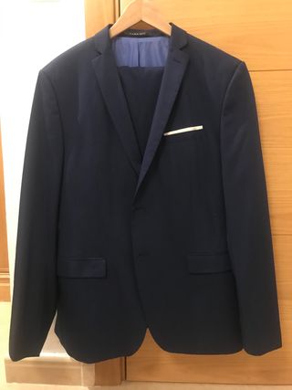 Chaqueta Zara de segunda mano en Serranillos del Valle en WALLAPOP