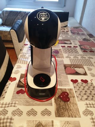 Cafetera dolce gusto krups de segunda mano por 55 EUR en Badalona en  WALLAPOP