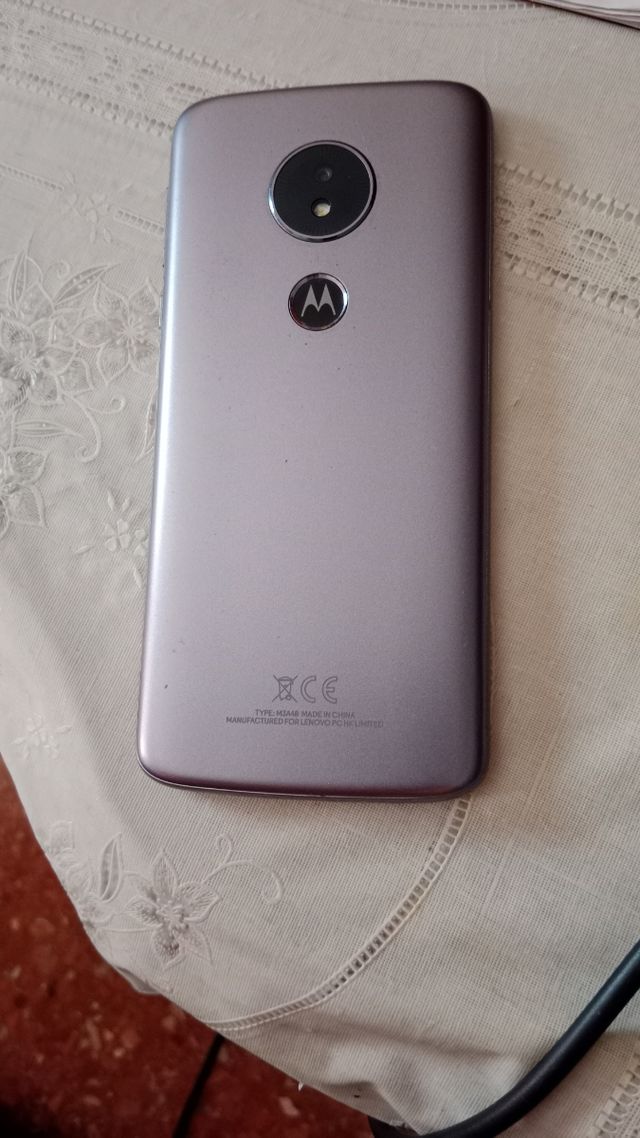 Móvil Motorola E5