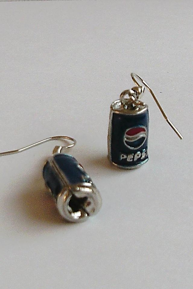 Pendientes metálicos de lata de refresco