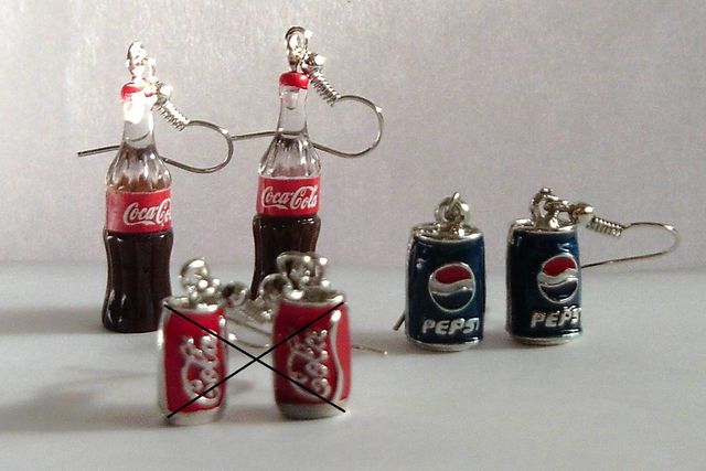 Pendientes metálicos de lata de refresco