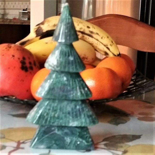 MINERAL JADE VERDE NATURAL PINO 366g MÁS REGALO