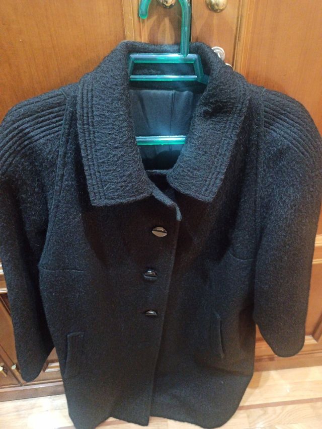 Abrigo de señora talla 52-54 aproximada