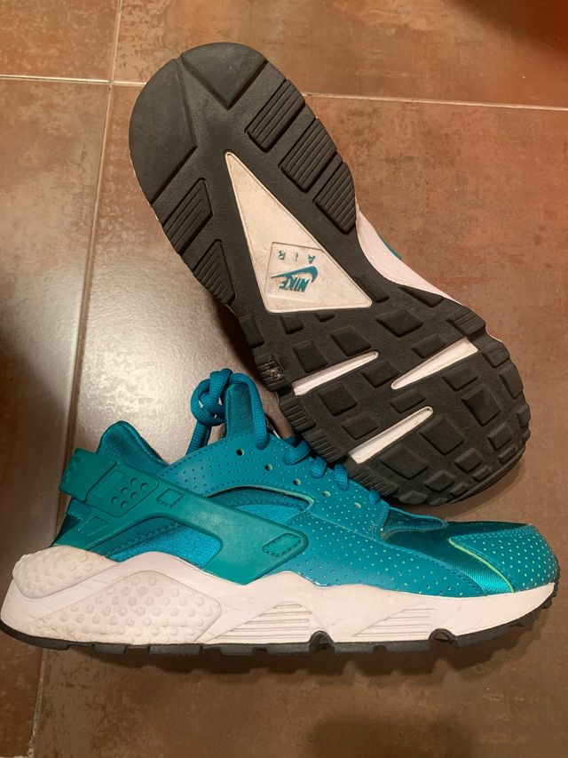 Zapatilla Nike Huarache turquesa