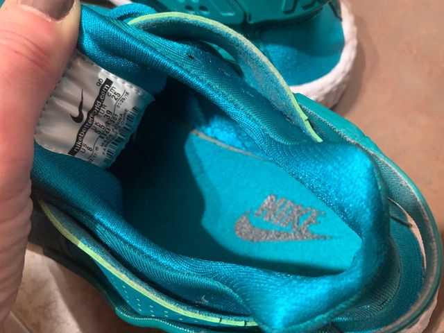 Zapatilla Nike Huarache turquesa