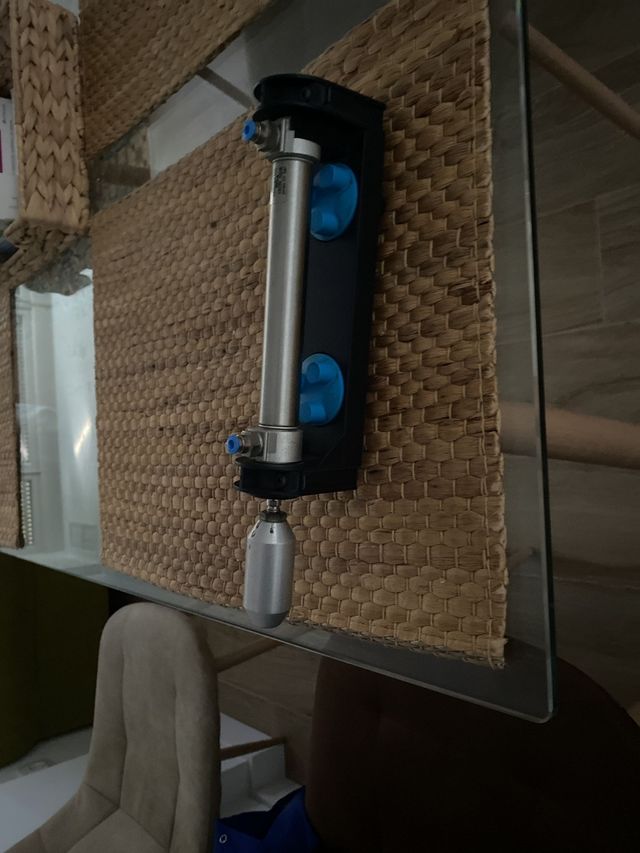 Cilindro de doble efecto