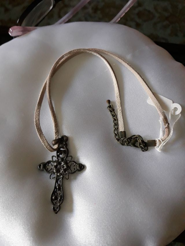 Gargantillas de cuero