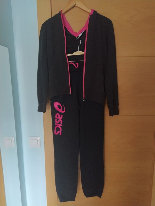 Chándal.Muy buen estado.Unisex.Hasta 15 años