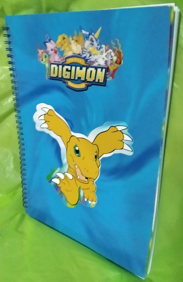 DIGIMON LIBRETA NUEVA DEL AÑO 2000 Y POSTER NUEVO