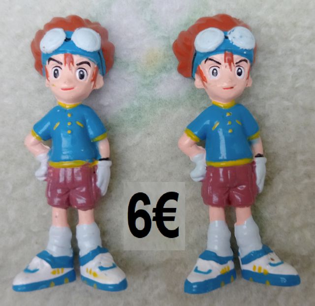 DIGIMON MUÑECOS KINDER