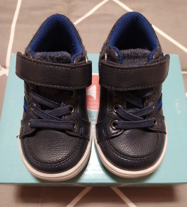 Vendo stivaletti sportivi BACHE per bambino