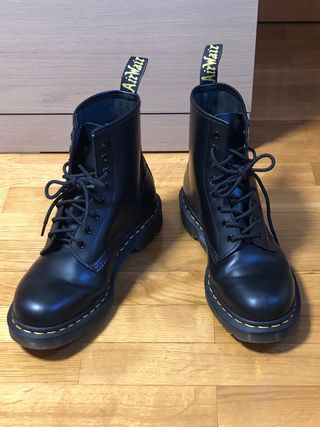 doc martens 42 5