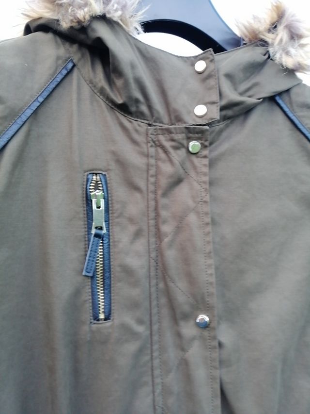 Parka, verde Stradivarius