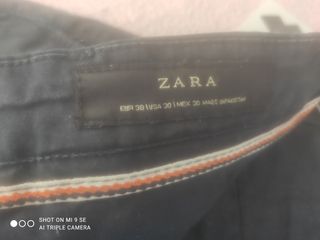 Pantalones Zara talla 38 de segunda mano por 10 EUR en Algemesí en WALLAPOP