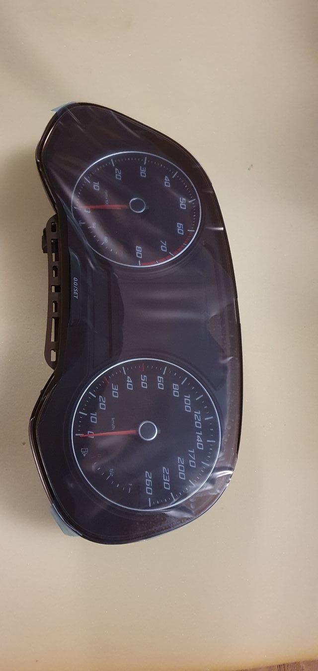 Cuadro de instrumentos seat leon 5F 5F0920740E