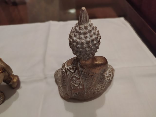 Preciosa pareja de Figuras Hindúes.