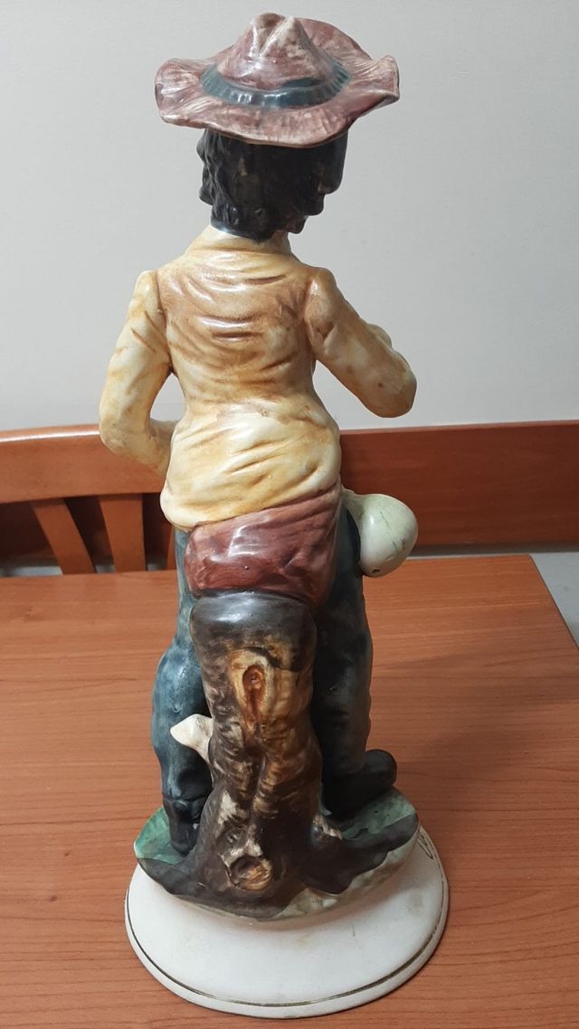 statua porcellana di capodimonte